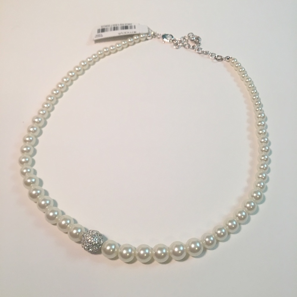Imitation Pearl Necklace NWT